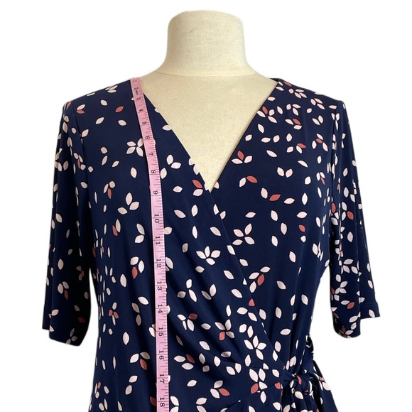 MOTHERHOOD Maternity Wrap Dress with Petal Patterns of Pink & Dark PeachㅣSz L - Picture 7 of 14